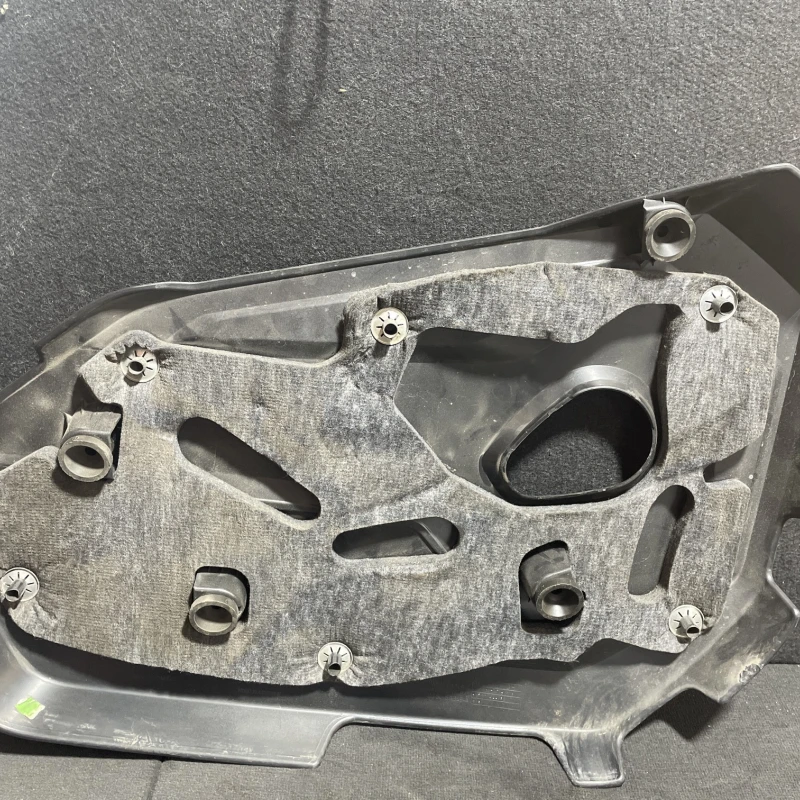 Capac motor / Volvo V60 V60 2014 / Motor, racire si evacuare