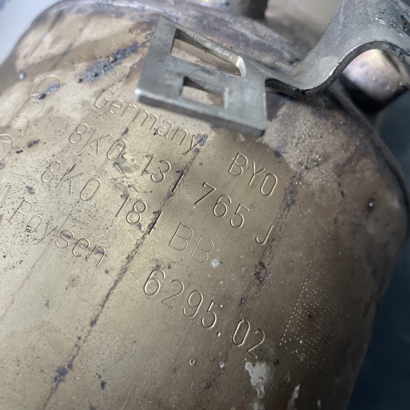 Filtru de particule DPF / Audi Q5 8R 2012 / Motor, racire si evacuare