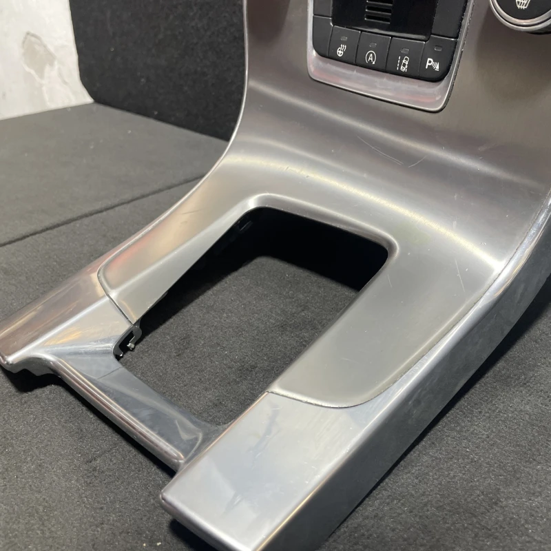 Panou climatronic / Volvo XC60 D4 2019 / Climatizare