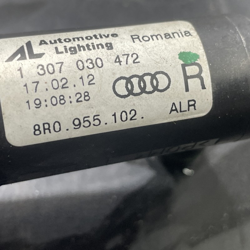 Spalator far dreapta / Audi Q5 8R 2012 / Caroserie, oglinzi si faruri