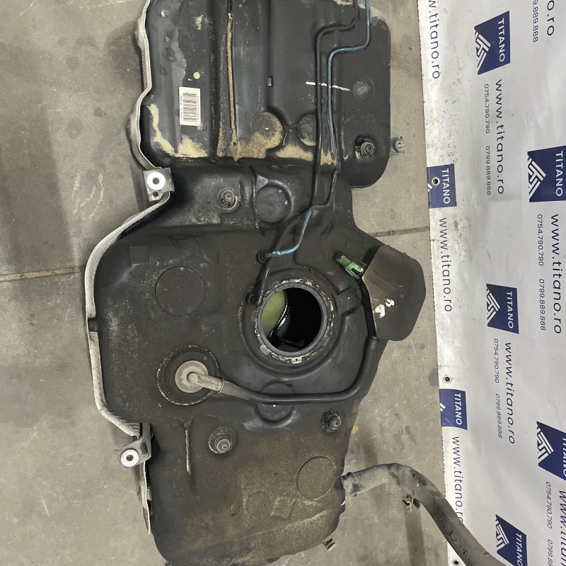 Rezervor combustibil / Audi Q5 8R 2012 / Motor, racire si evacuare