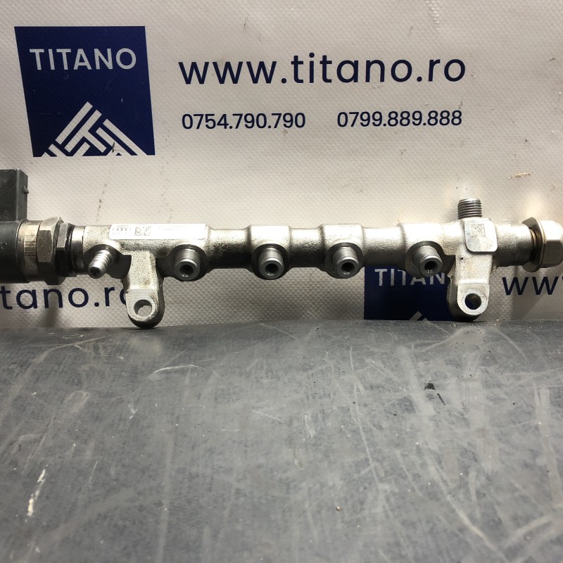 Rampa injectoare cu senzor / Audi Q5 8R 2012 / Motor, racire si evacuare