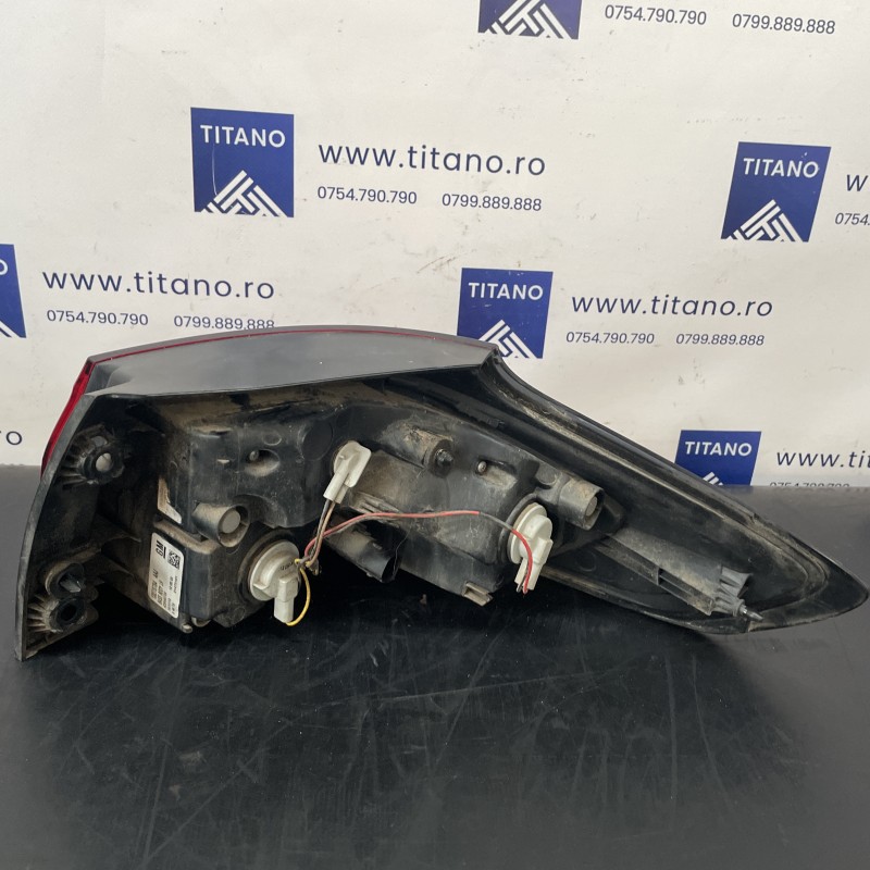 Stop stanga caroserie / Opel Zafira C 2014 / Caroserie, oglinzi si faruri