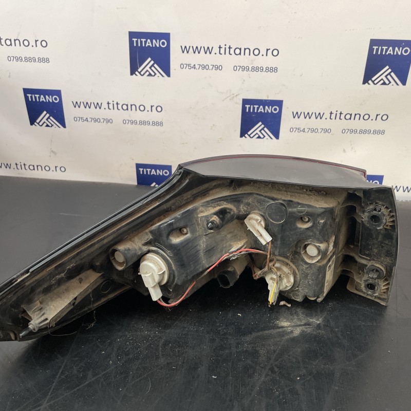 Stop dreapta caroserie / Opel Zafira C 2014 / Caroserie, oglinzi si faruri