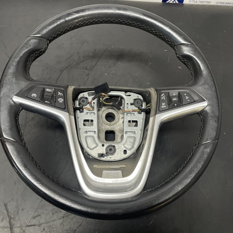 Volan cu comenzi / Opel Zafira C 2014 / Interior