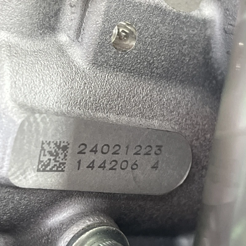 Tulumba frana / Toyota Rav4 XA40 2024 / Frane