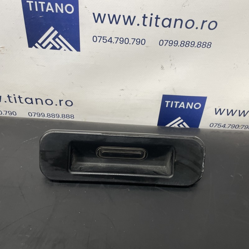 Maner buton deschidere haion / Opel Zafira C 2014 / Caroserie, oglinzi si faruri