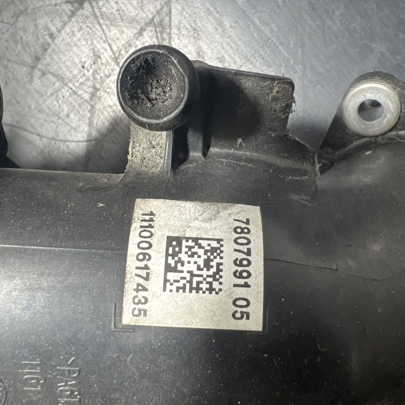 Galerie de admisie / BMW Seria 1 F20 2013 / Motor, racire si evacuare