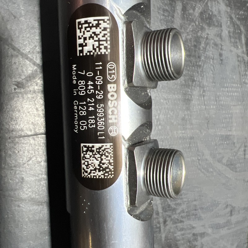 Rampa injectoare cu senzor / BMW Seria 1 F20 2013 / Motor, racire si evacuare