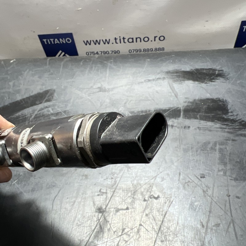 Rampa injectoare cu senzor / BMW Seria 1 F20 2013 / Motor, racire si evacuare