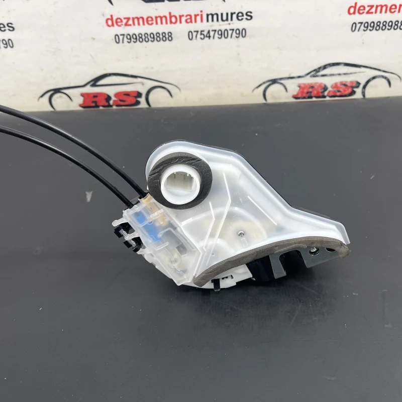 Iala broasca usa dreapta spate Toyota 
