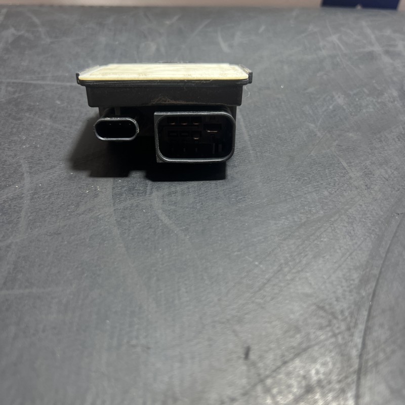 Releu bujii / BMW Seria 3 F30 2014 / Audio si electronice