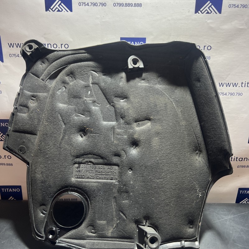 Capac motor / Audi Q5 8R 2012 / Motor, racire si evacuare