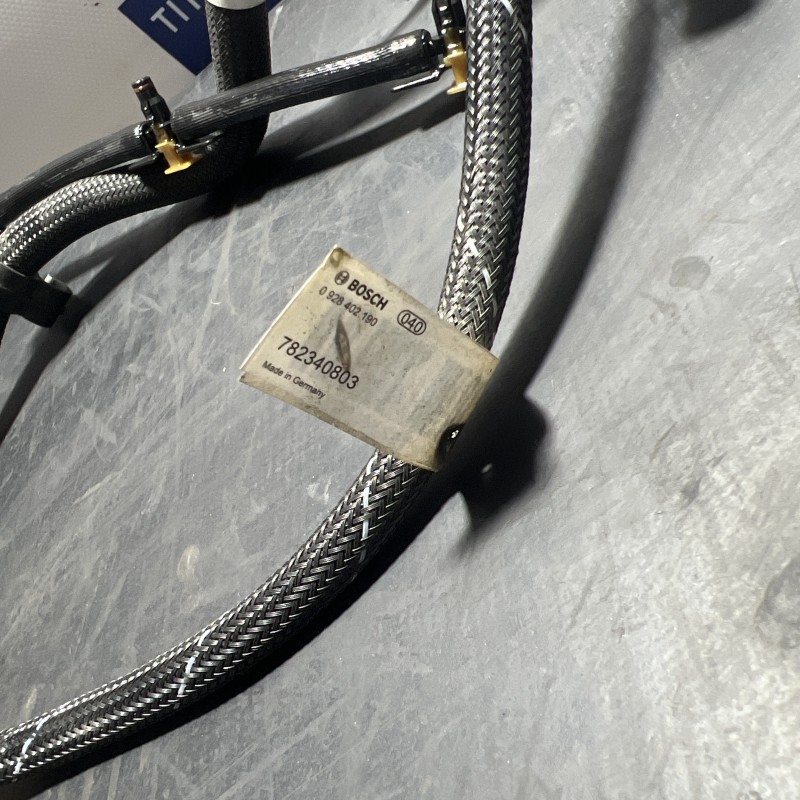 Furtun retur injectoare / BMW Seria 3 F30 2014 / Motor, racire si evacuare