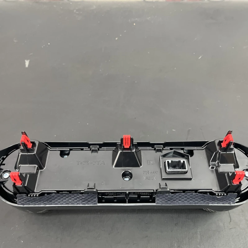 Panou climatronic / Toyota Rav4 XA40 2024 / Climatizare