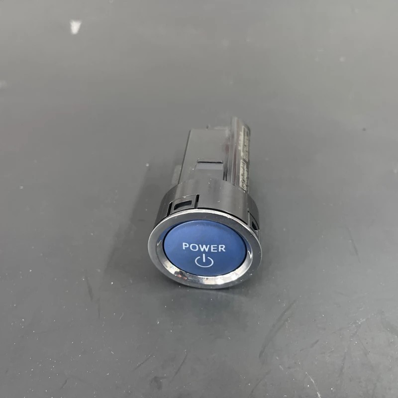 Buton start stop / Toyota Rav4 XA40 2020 / Interior