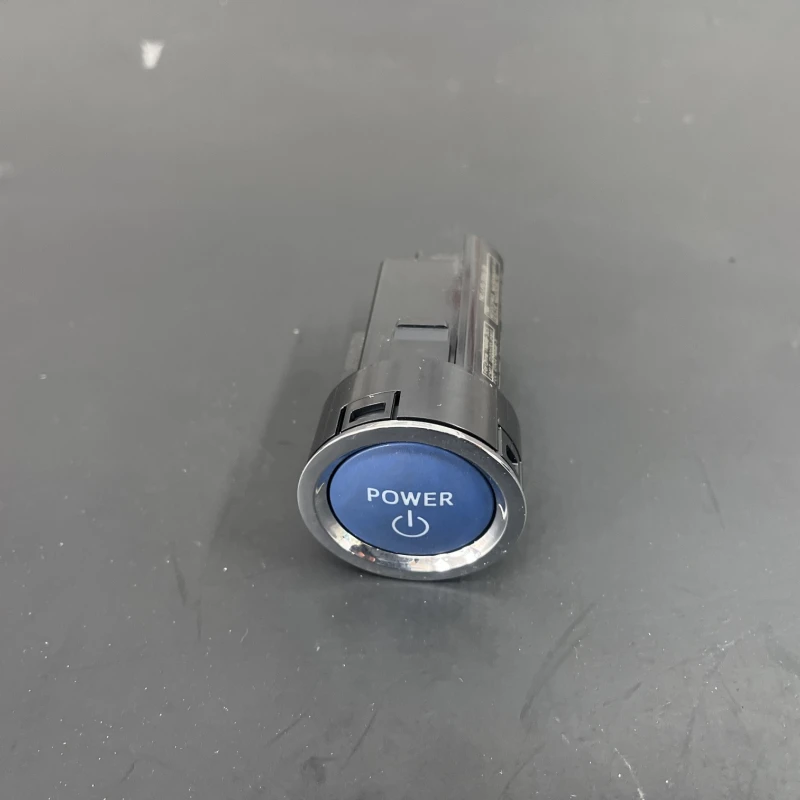 Buton start stop / Toyota Rav4 XA40 2020 / Interior
