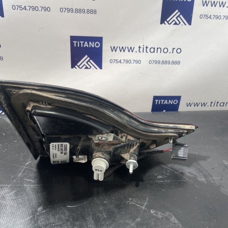 Stop dreapta haion / Opel Zafira C 2014 / Caroserie, oglinzi si faruri