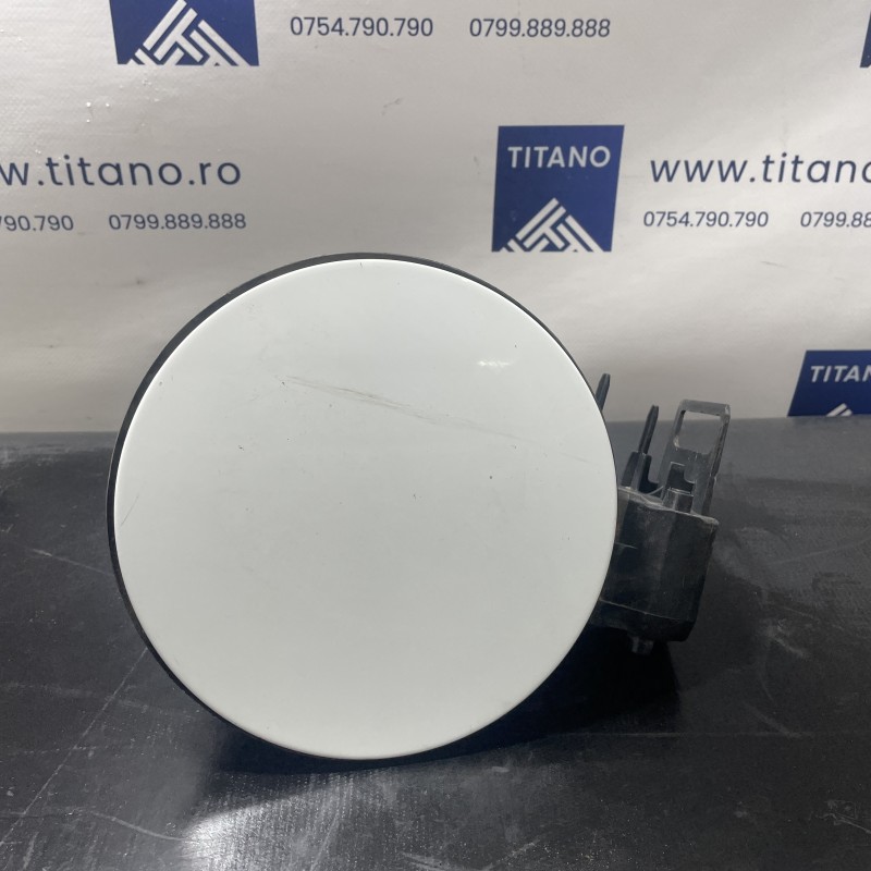 Capac usa rezervor / Opel Zafira C 2014 / Caroserie, oglinzi si faruri