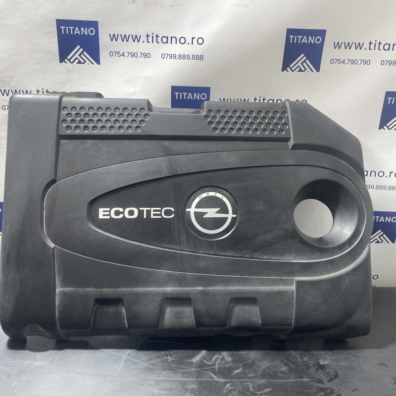 Capac motor / Opel Zafira C 2014 / Motor, racire si evacuare