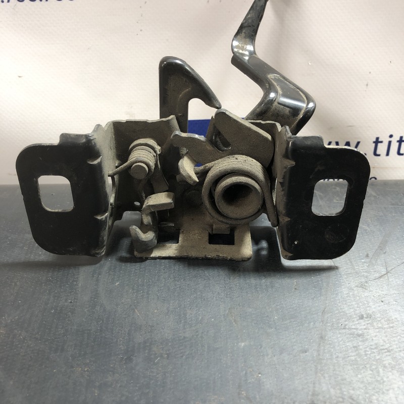 Iala broasca capota / Opel Zafira C 2014 / Caroserie, oglinzi si faruri