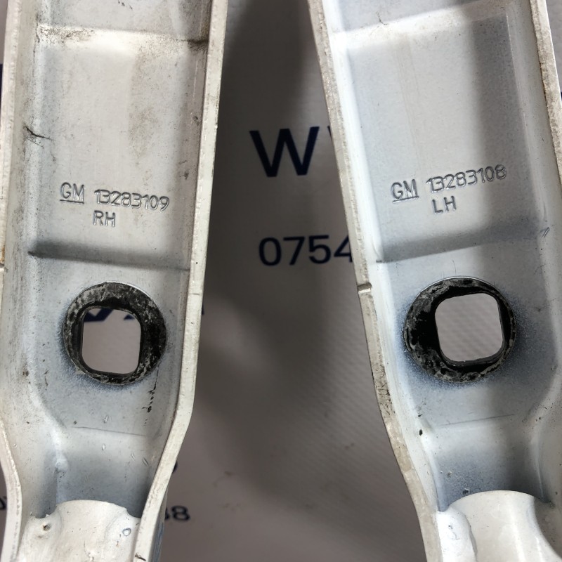 Balamale capota / Opel Zafira C 2014 / Caroserie, oglinzi si faruri