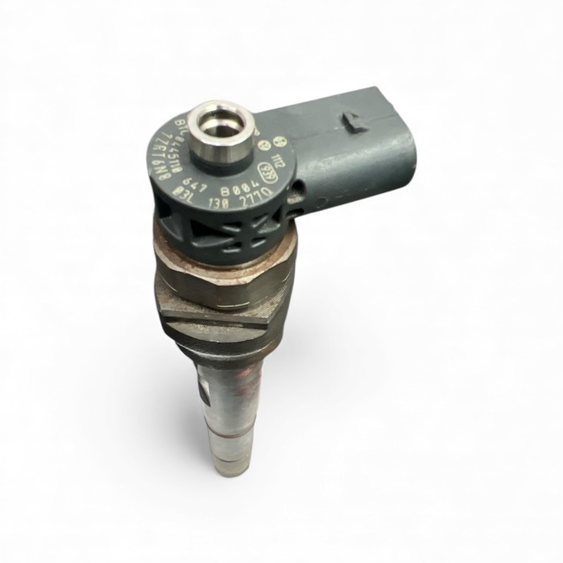 Injector / Volkswagen Tiguan 5N 2012 / Motor, racire si evacuare