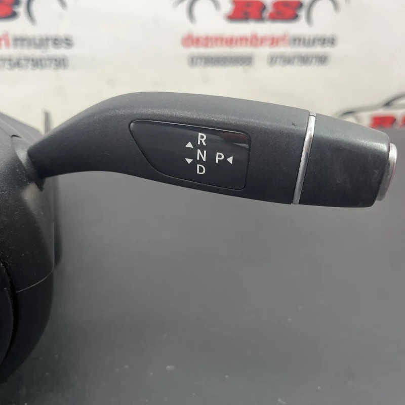 Spira volan cu manete / Mercedes-Benz A Class W176 2012 / Audio si electronice
