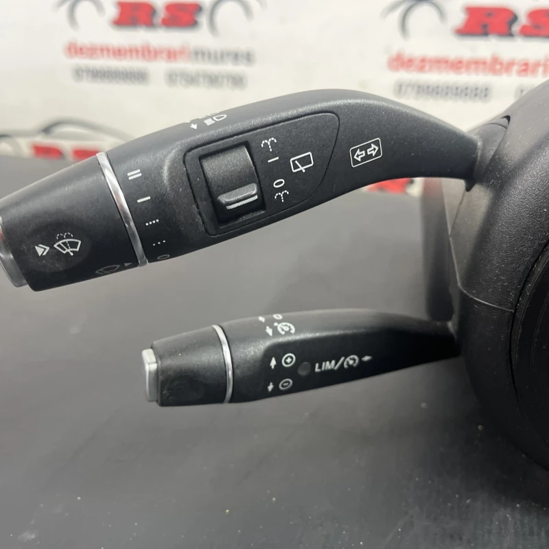 Spira volan cu manete / Mercedes-Benz A Class W169 2012 / Audio si electronice