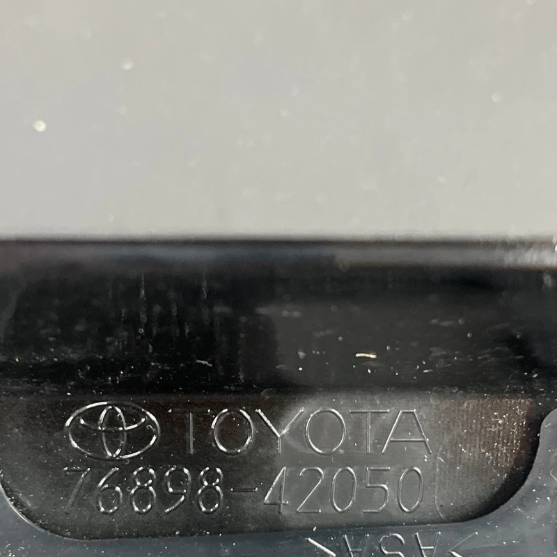 Spoiler eleron haion / Toyota Rav4 XA40 2020 / Caroserie, oglinzi si faruri