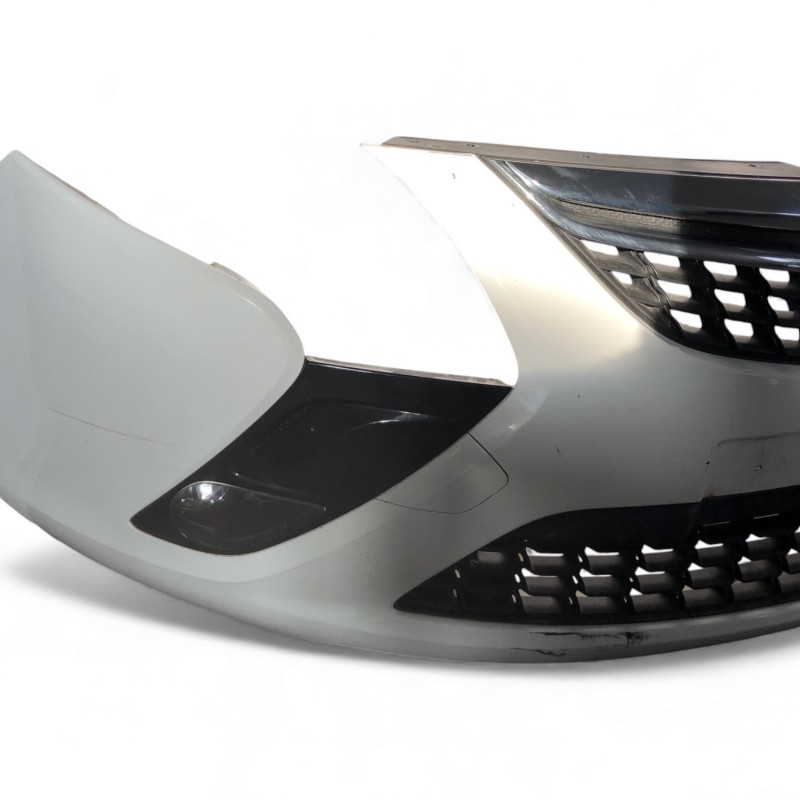 Bara fata / Opel Zafira C 2014 / Caroserie, oglinzi si faruri