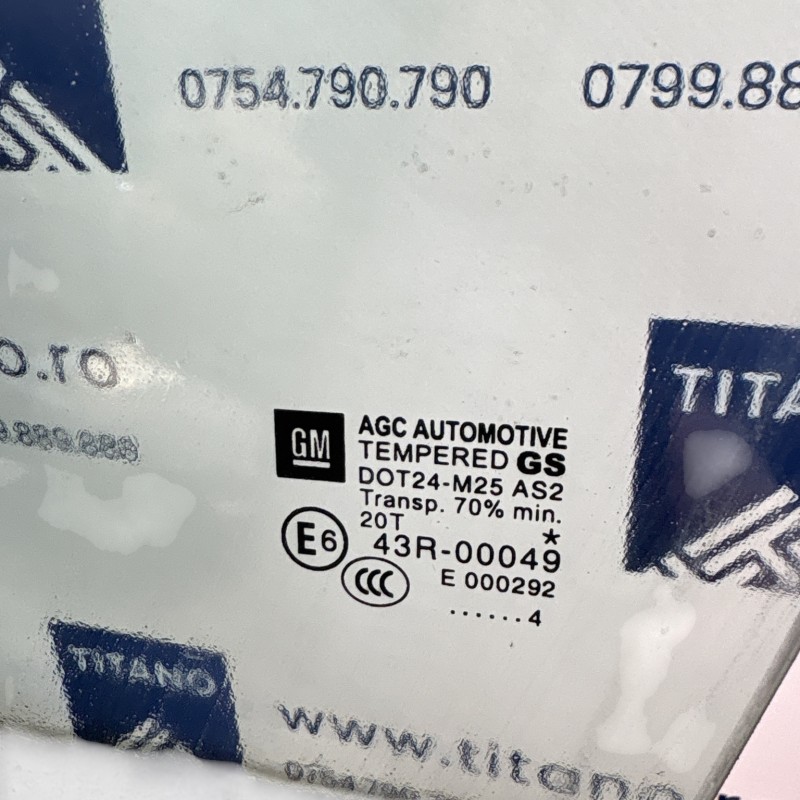 Geam stanga fata / Opel Zafira C 2014 / Caroserie, oglinzi si faruri