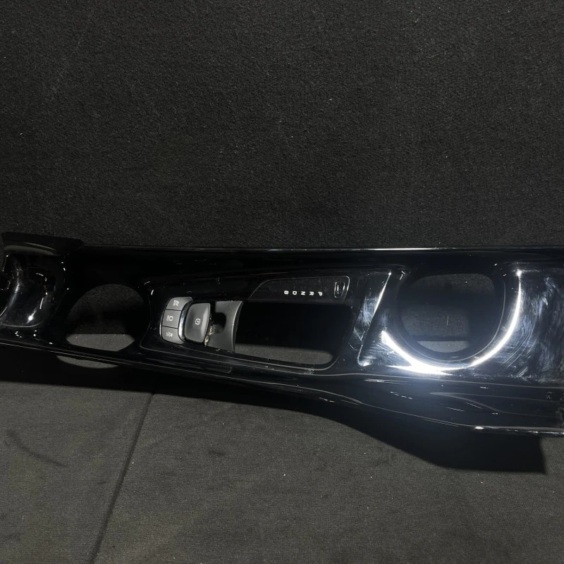 Ornament trim cotiera centrala / Toyota CHR CHR 2022 / Interior