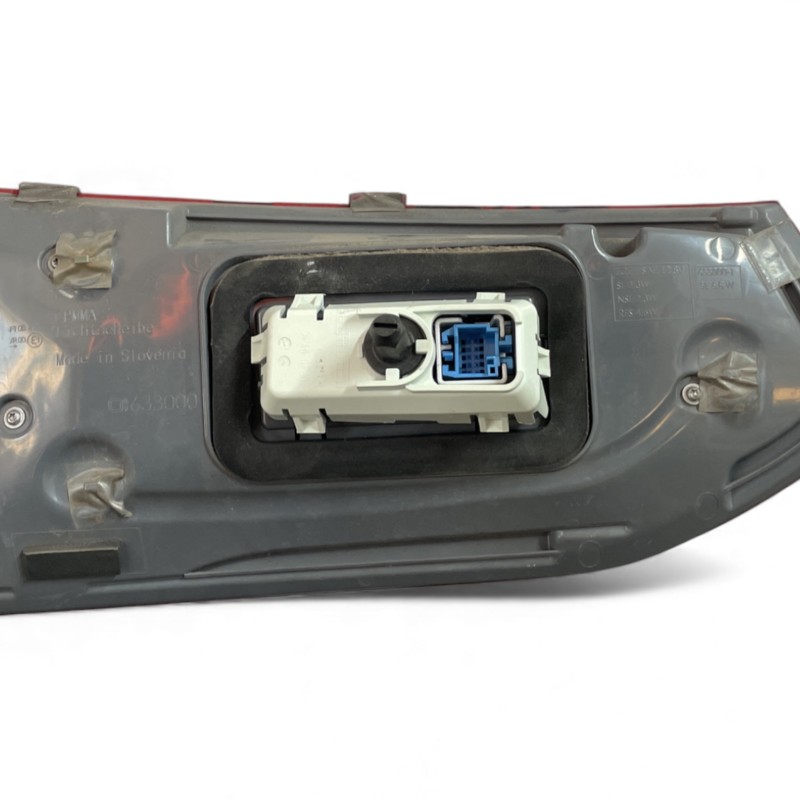 Stop dreapta haion / Mercedes-Benz E Class W213 2020 / Caroserie, oglinzi si faruri