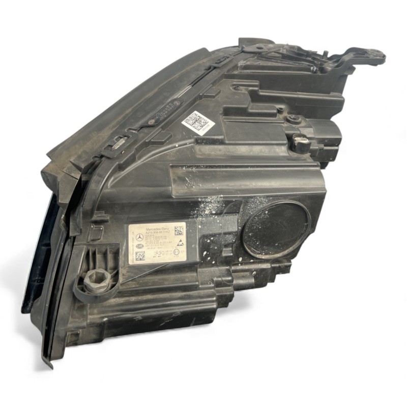 Far dreapta led / Mercedes-Benz E Class W213 2020 / Caroserie, oglinzi si faruri