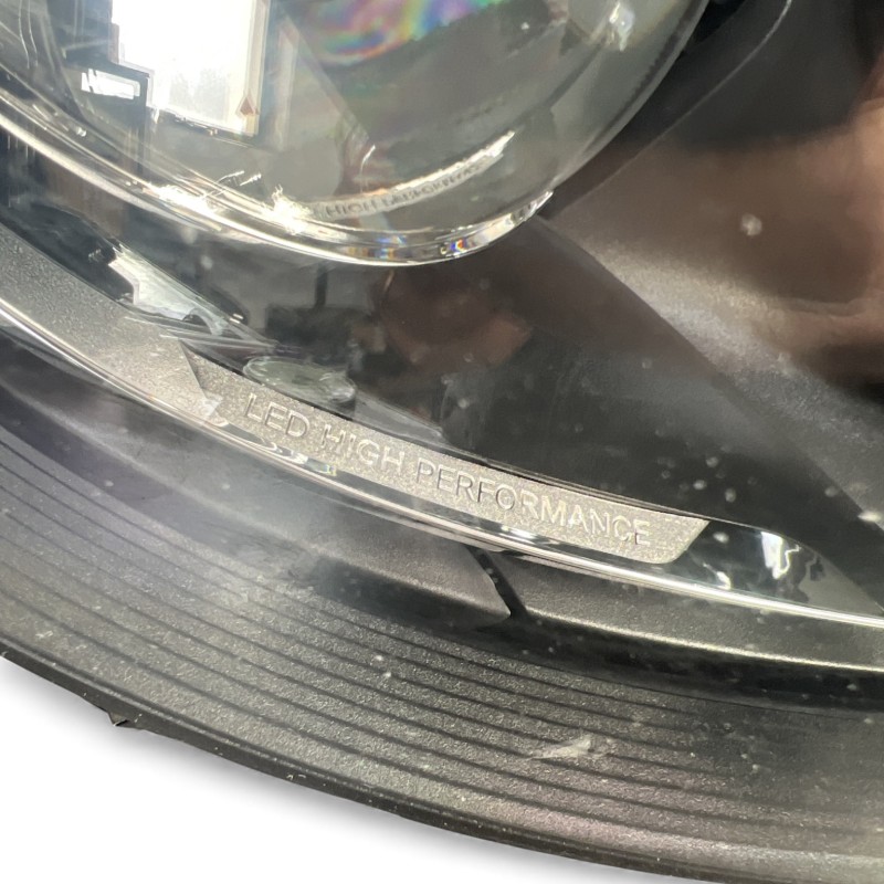 Far dreapta led / Mercedes-Benz E Class W213 2020 / Caroserie, oglinzi si faruri