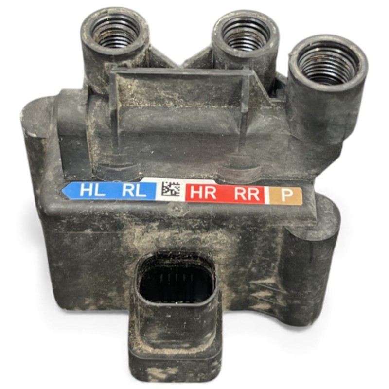 Distribuitor aer suspensie / Mercedes-Benz E Class W213 2020 / Directie si suspensie