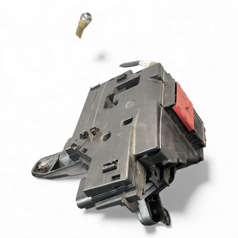 Cutie sigurante / Mercedes-Benz E Class W213 2020 / Audio si electronice