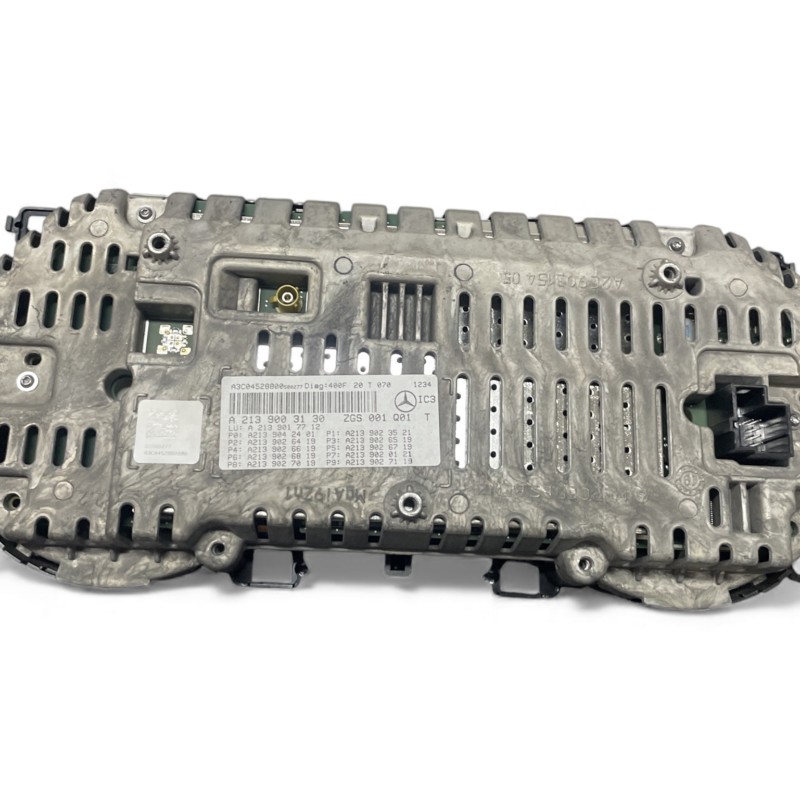 Ceas bord / Mercedes-Benz E Class W213 2020 / Audio si electronice