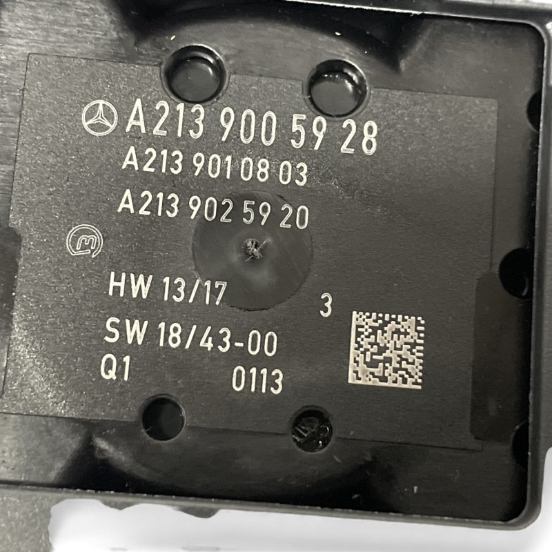 Butoane consola centrala / Mercedes-Benz E Class W213 2020 / Interior