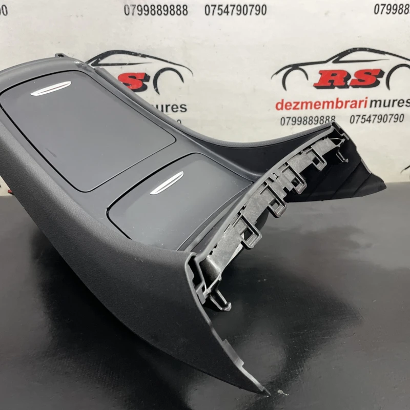 Plastic consola centrala Mercedes-Benz 