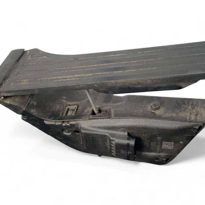 Pedala de accelratie / Mercedes-Benz E Class W213 2020 / Interior