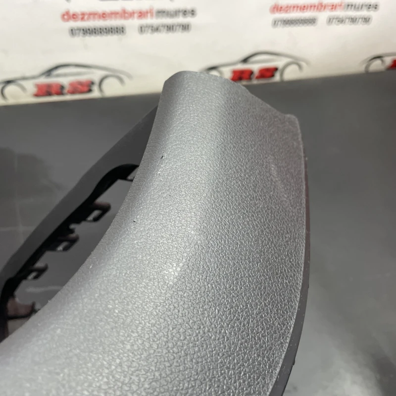 Plastic consola centrala / Mercedes-Benz A Class W169 2012 / Interior