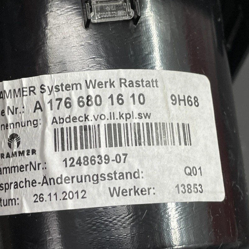 Suport pahar / Mercedes-Benz A Class W176 2012 / Interior