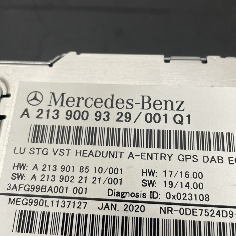 Navigatie sistem multimedia / Mercedes-Benz E Class W213 2020 / Audio si electronice