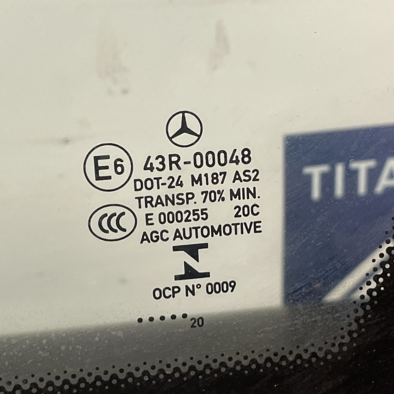 Geam dreapta spate mic / Mercedes-Benz E Class W213 2020 / Caroserie, oglinzi si faruri