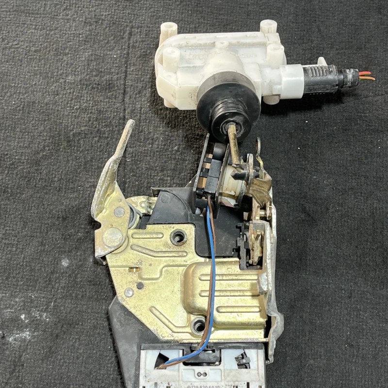 Iala broasca usa dreapta fata / Mercedes-Benz SL R129 1993 / Caroserie, oglinzi si faruri
