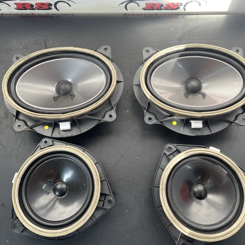 Boxa usa fata spate / Lexus RX 400h XU30 2007 / Audio si electronice