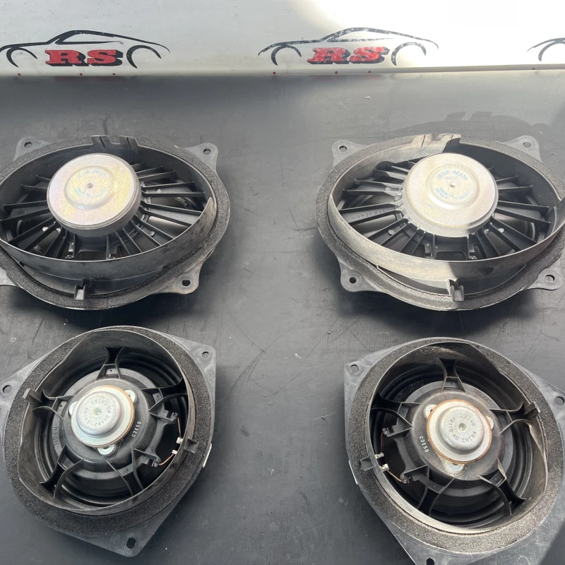 Boxa usa fata spate / Lexus RX 400h XU30 2007 / Audio si electronice