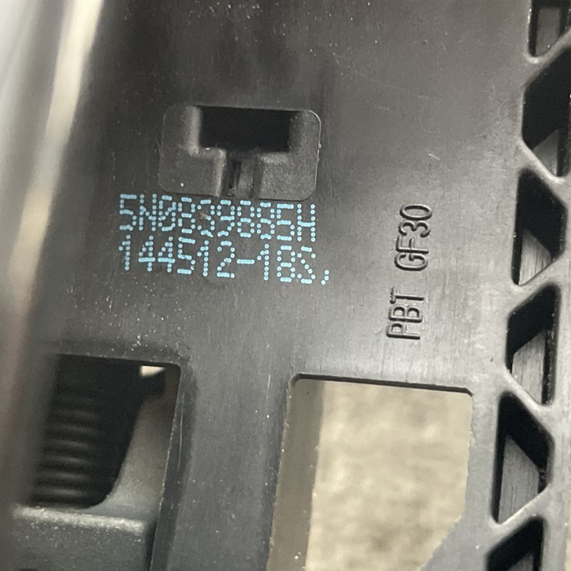 Maner usa stanga spate / Volkswagen Polo 6R 2013 / Caroserie, oglinzi si faruri